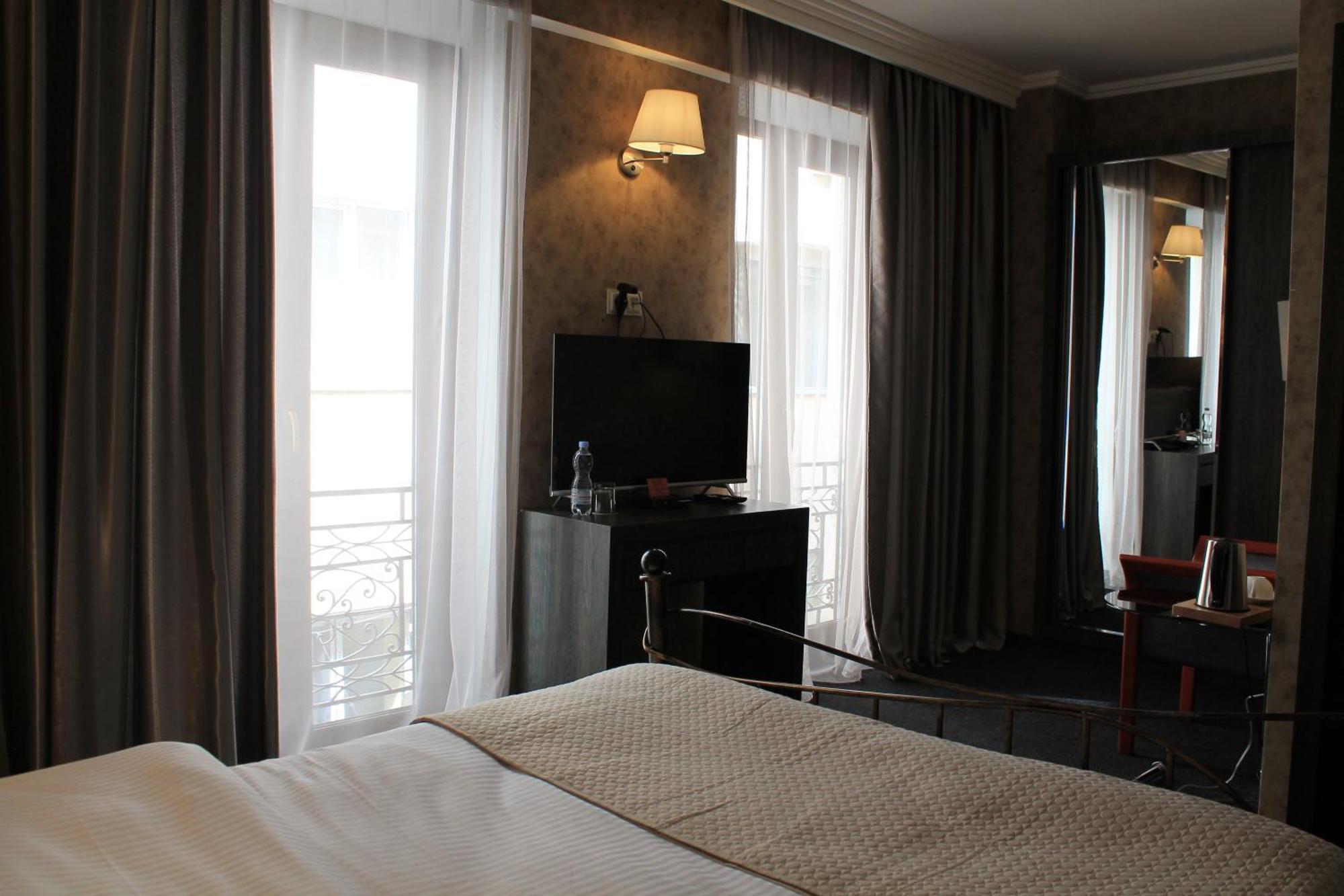 Redline Hotel 第比利斯 外观 照片