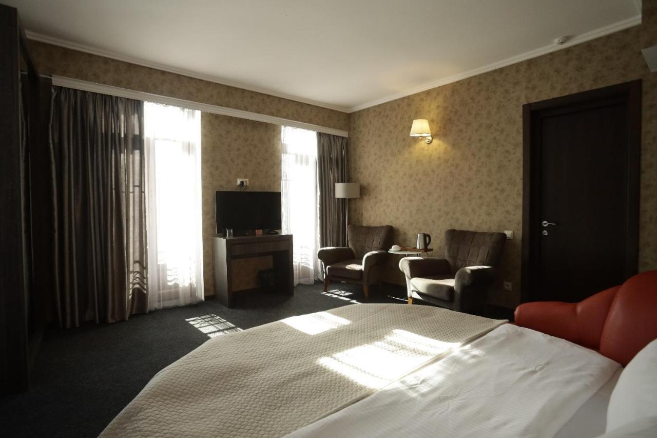 Redline Hotel 第比利斯 外观 照片