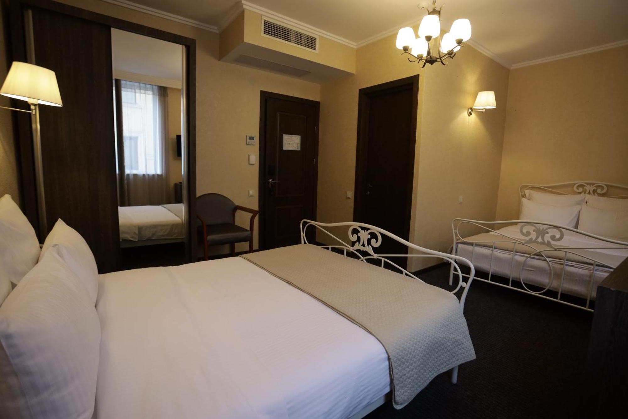 Redline Hotel 第比利斯 外观 照片