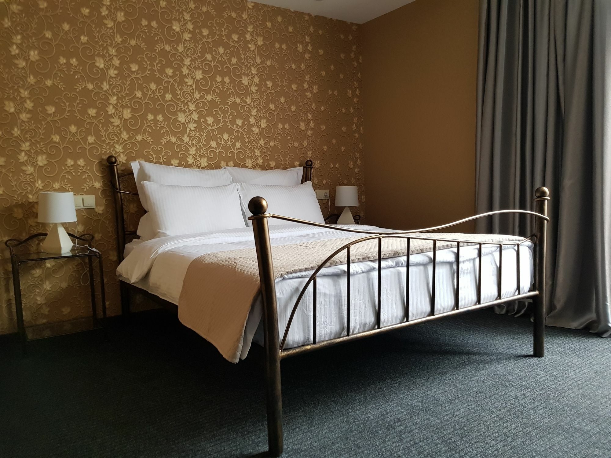 Redline Hotel 第比利斯 外观 照片